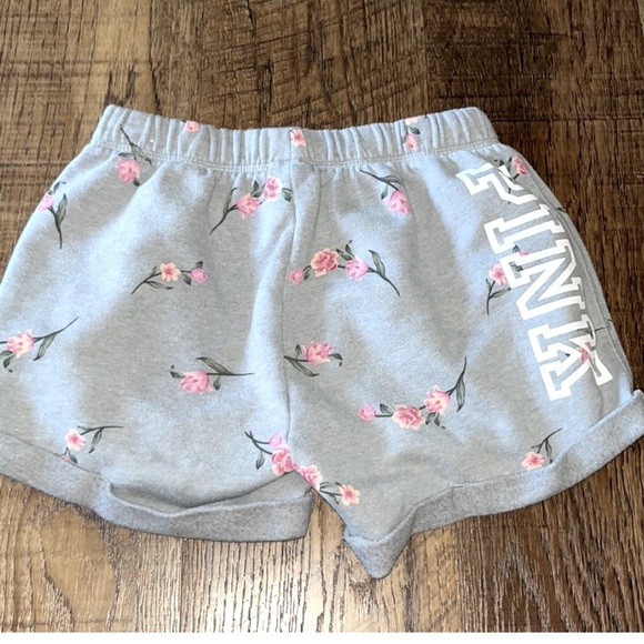 PINK Victoria's Secret Pants - 🔥FLASH🔥VS PINK floral shorts drawstring